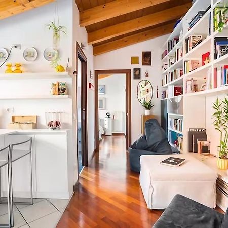 Apartament Le Domus Milano_Attic With Terrace Zewnętrze zdjęcie
